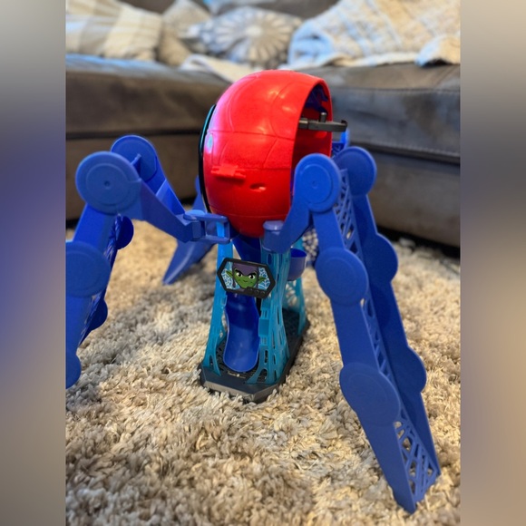 Spidey And His Amazing Friends Web Quarters with lights and sounds - Picture 3 of 6